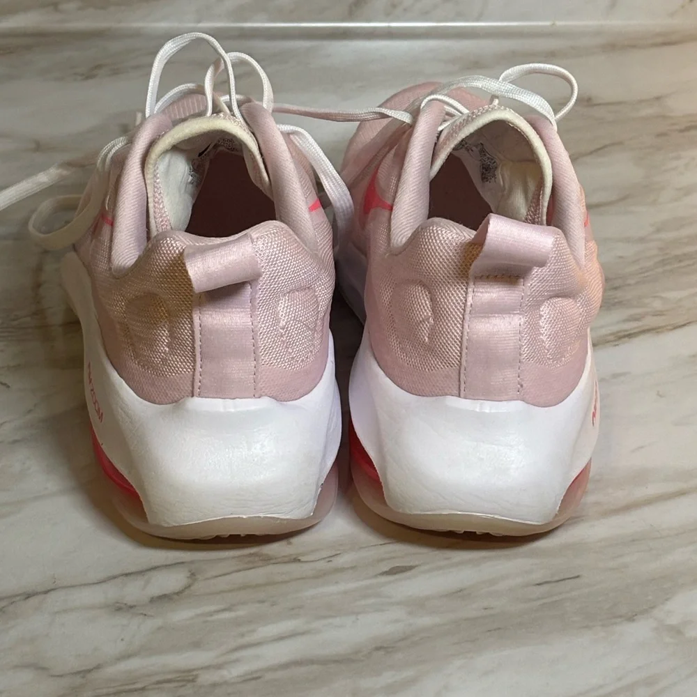 Nike Air Zoom Arcadia 2 Pink Sneakers Women’s 7.5 (6Y) Athletic Shoes